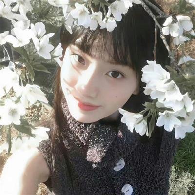 壁花女孩梦游中